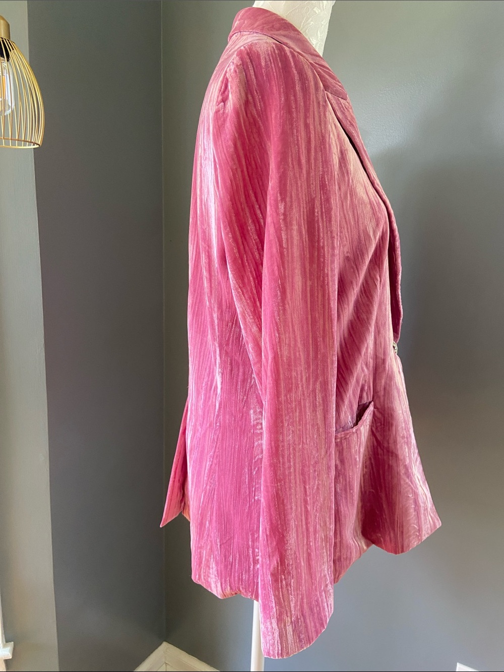 Wayf Crushed Velvet Pink Blazer Size Medium - Picture 6 of 8